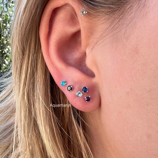 Zilveren mini oorstekers 3 mm witte zirkoon