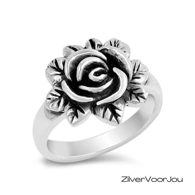 Zilveren ring met roos