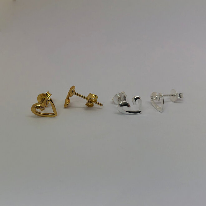Gold plated 925 Zilveren design hartjes oorstekers