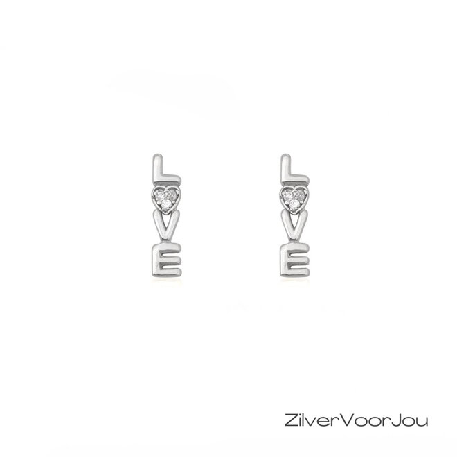 Zilveren  LOVE oorstekers