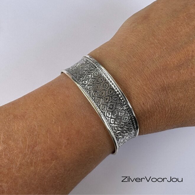 Zilveren ornate floral armband
