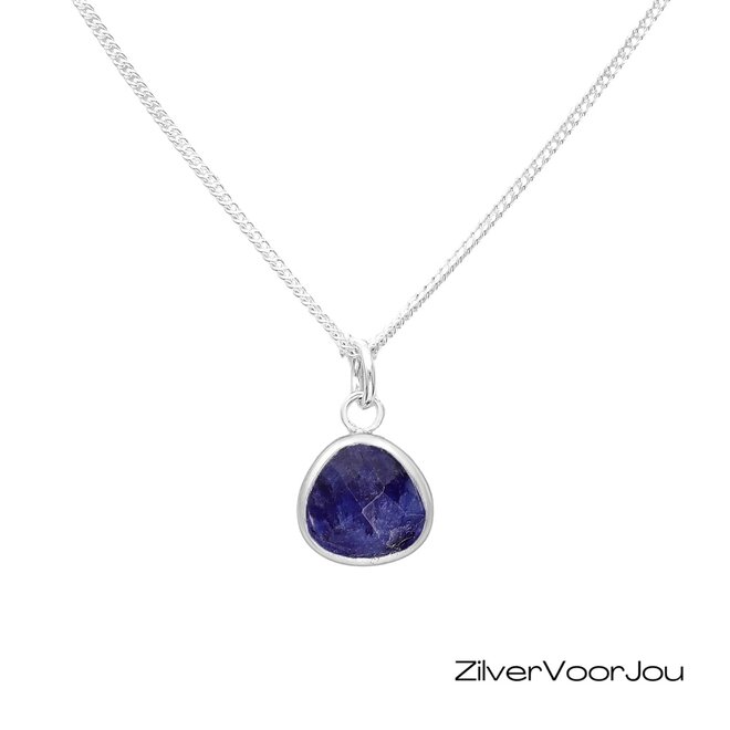 925 zilveren ketting met facetgeslepen lapis lazuli hanger – klassiek en krachtig