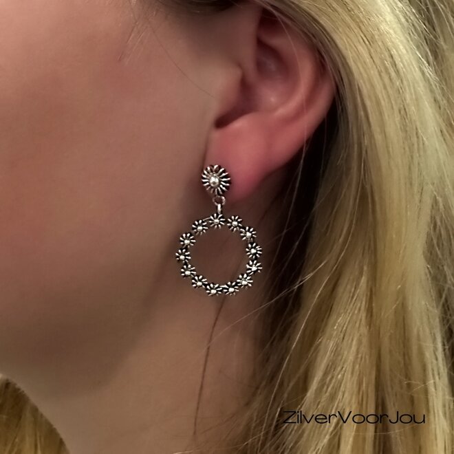 925 zilveren Pikul oorhangers met ronde bloemring – betekenisvolle bloem