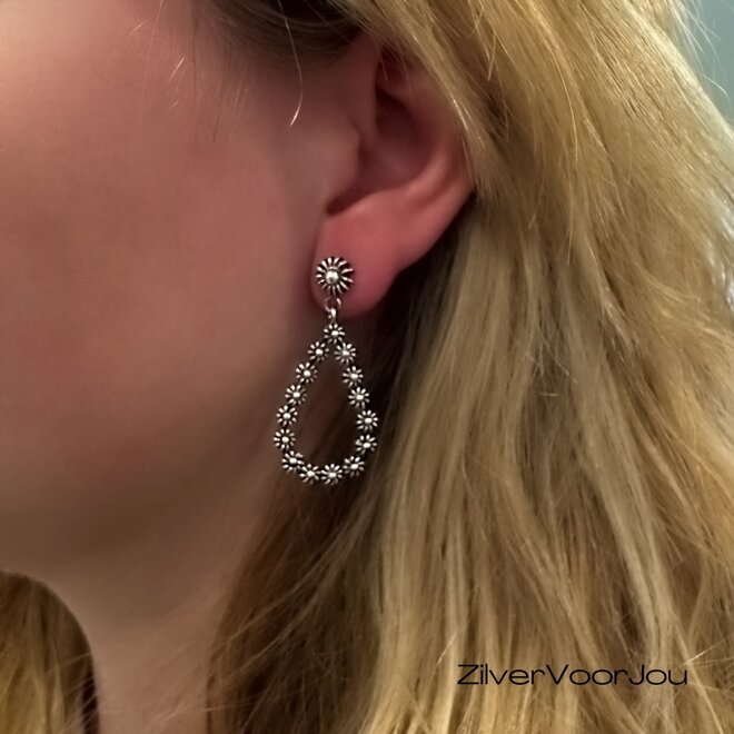 925 zilveren Pikul oorhangers met druppelvormig bloemmotief – betekenisvolle bloem