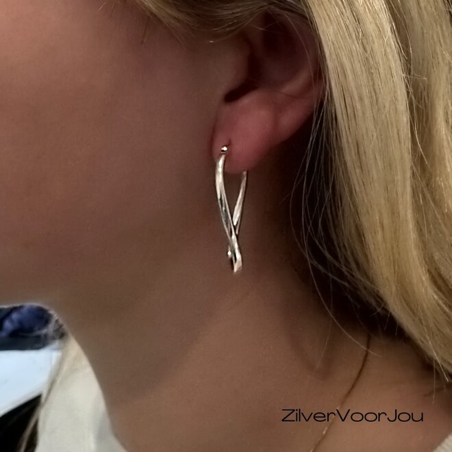 Zilveren ovale twist creolen oorringen