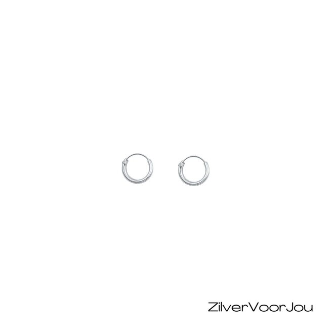 Zilveren mini creolen oorringen ronde buis 8 x 1.2 mm breed
