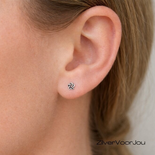 925 Zilveren mini Keltische oorstekers