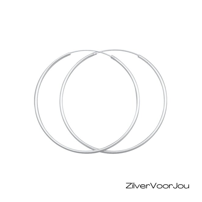 Zilveren oorringen groot 50 mm 1.5 mm breed