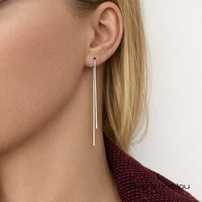 Zilveren doorhaaloorbellen  threader staaf