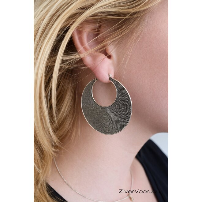 Zilveren grote Balinese oorringen 50 mm