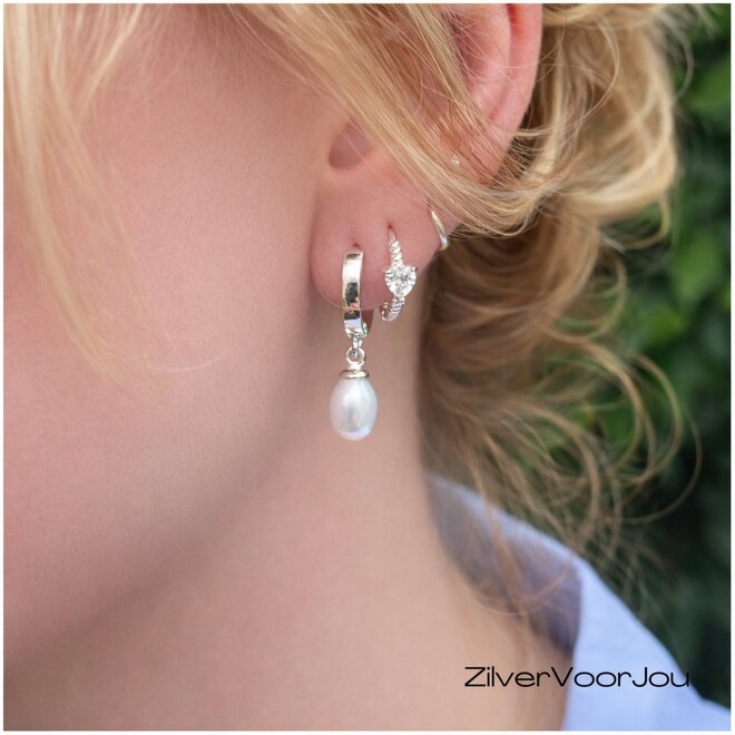 Zilveren black love twist cz huggie hoops