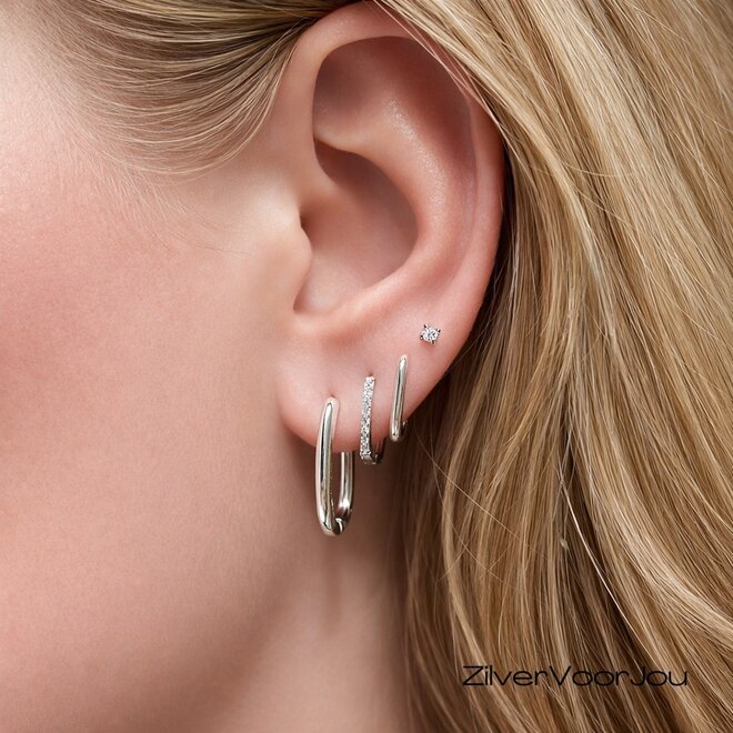 Zilveren ovale huggie hoops