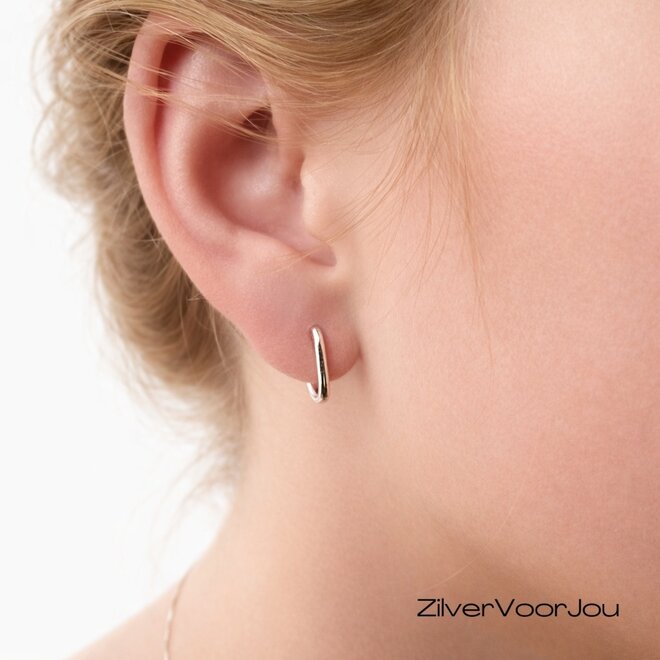 Zilveren huggie hoops rechthoek