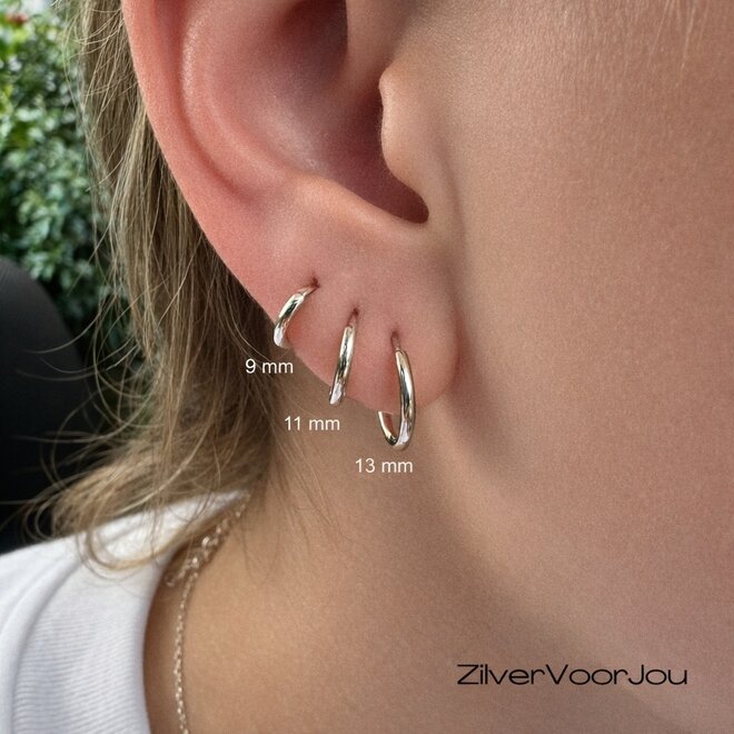Zilveren huggie hoops 1.5 mm breed verschillende maten
