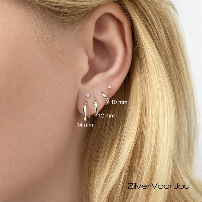 Zilveren huggie hoops 2 mm breed verschillende maten