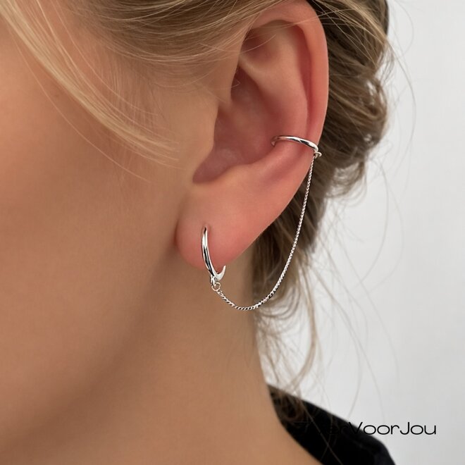 Zilveren huggie hoop chain cuff
