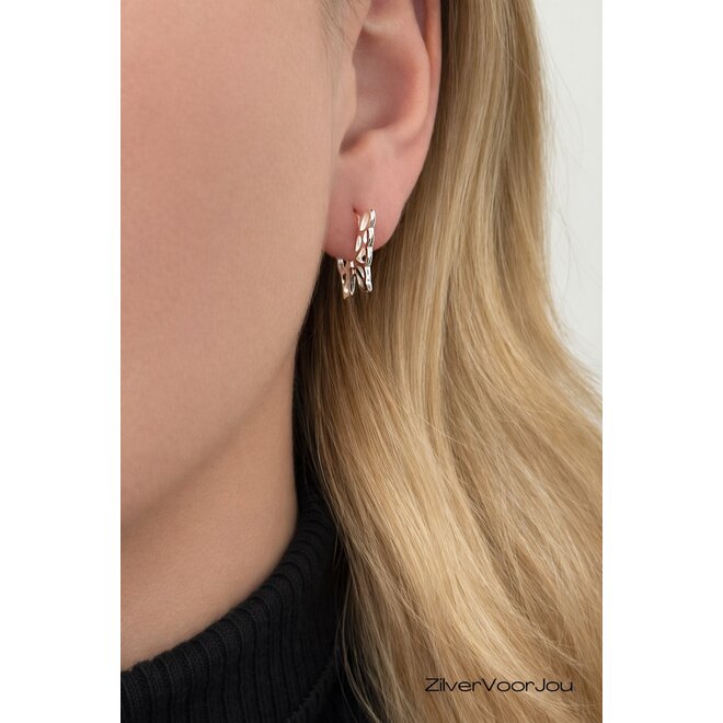 Zilveren vlinder huggie hoops