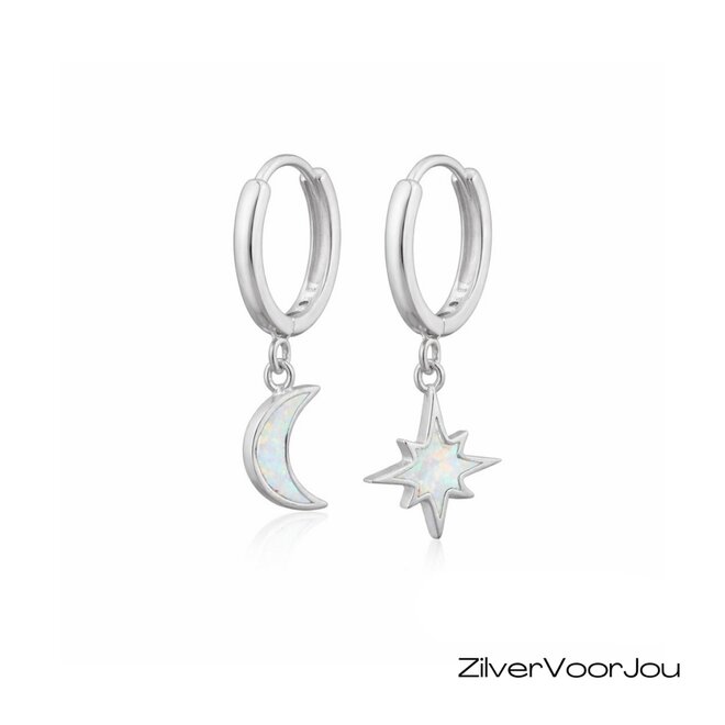 925 zilveren oorringen met maan- en sterbedels en witte  opaal