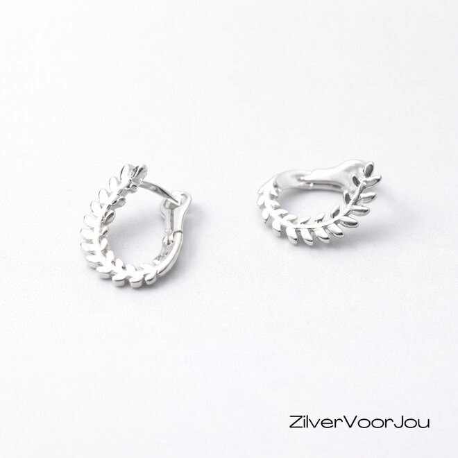 Zilveren curly leafy steker clip oorbellen