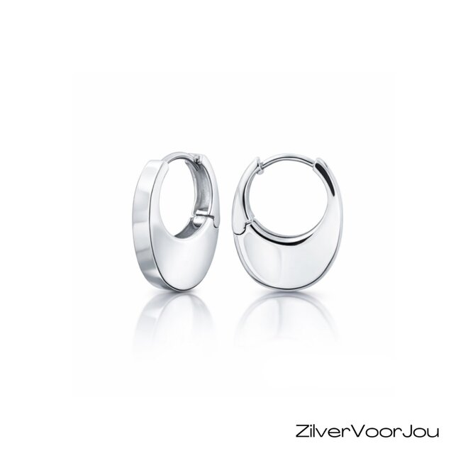 Zilveren chunk huggie oorringen