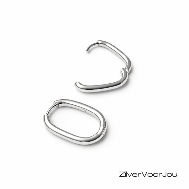 Zilveren ovale huggie hoops