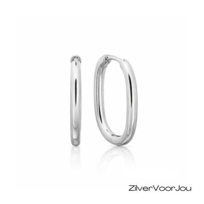 Zilveren ovale huggie hoops