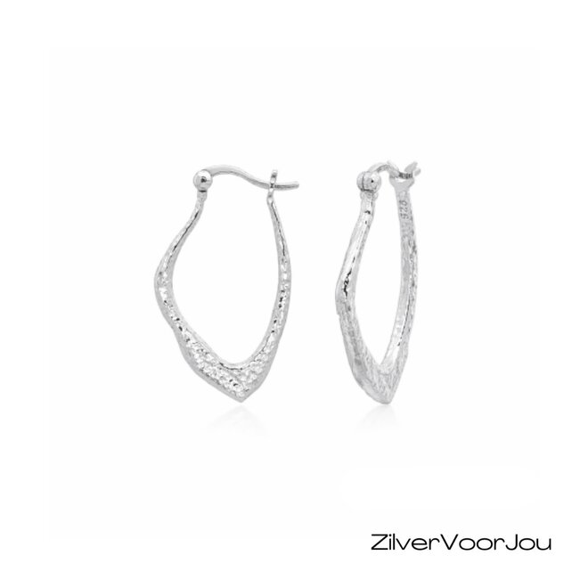 Moderne 925 zilveren abstracte oorringen met gehamerde textuur en hoogglans afwerking