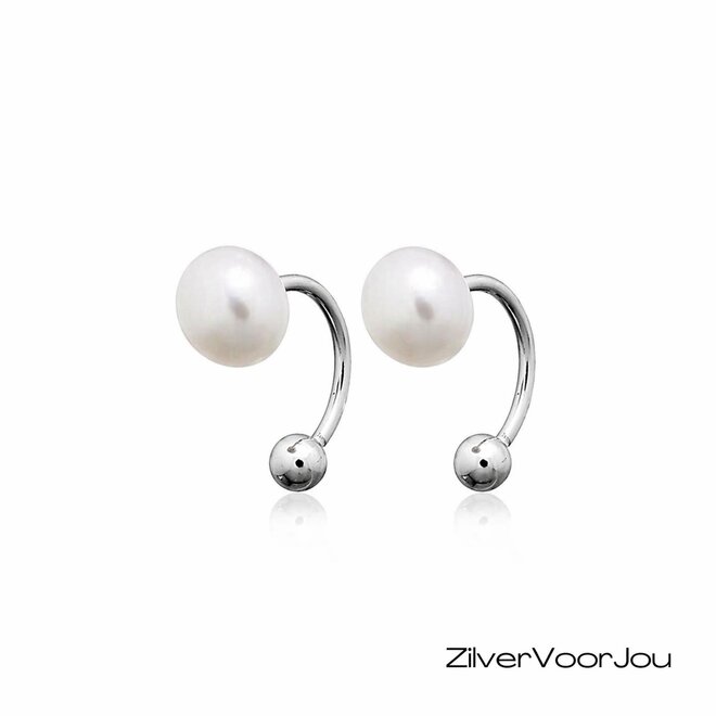 Zilveren arc-studs met zoetwaterparel