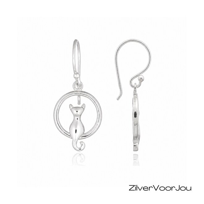 Zilveren cirkel oorhangers met poes
