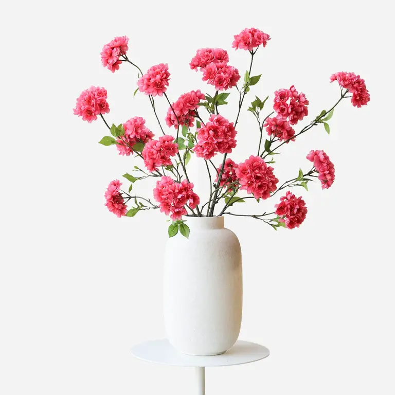 Zijden bloemen boeket Luna Rose is een luchtig boeket met roze bloesem.