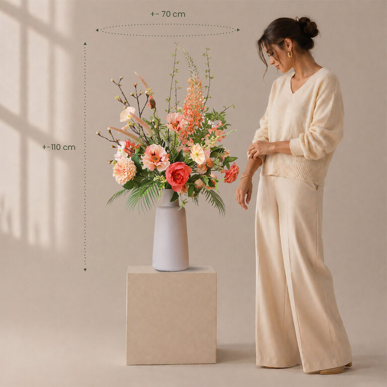 ★ Hét perfecte Moederdag cadeau! ★<br />
Zijden bloemen boeket Liora Peach is een groot en zacht boeket van kunstbloemen in roze, oranje en gele tinten.