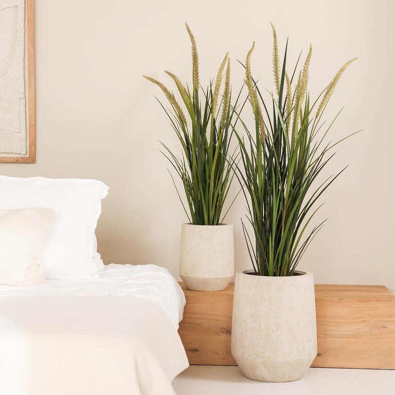 Kunstplant Foxtail gras is een kunstgras in binnenpot met een natuurgetrouwe uitstraling en een hoogte van 130 cm.