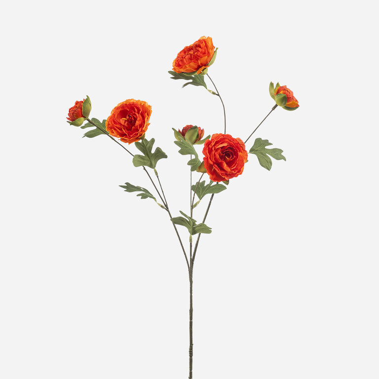Kunststeel Ranonkel met oranje zijden bloemen en groene bladeren is een kunststeel met een natuurgetrouwe uitstraling en een lengte van 78 cm.