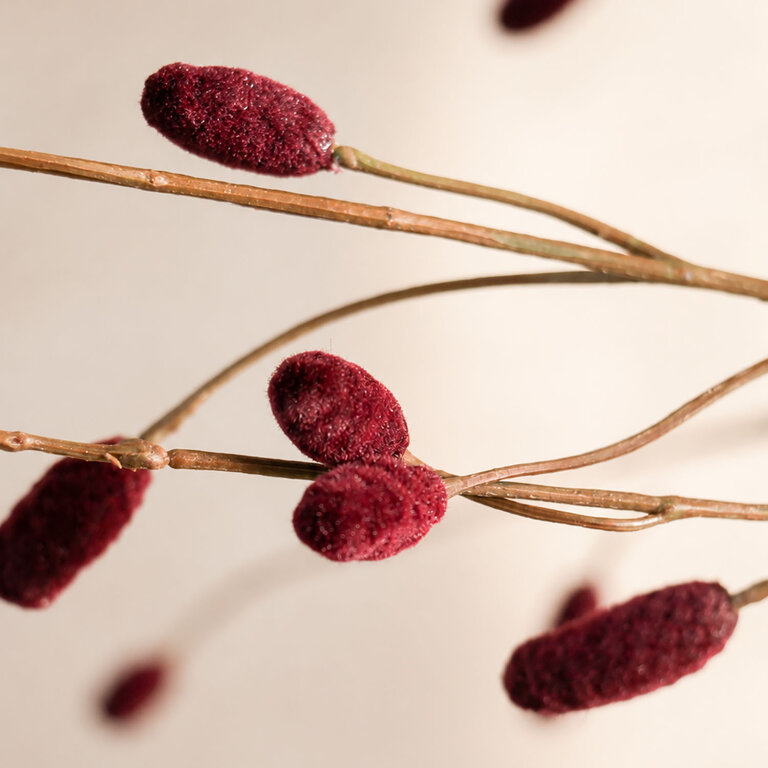 Kunstboeket Terra Merlot is een luchtig en warm boeket met paarse sanguisorba takken.