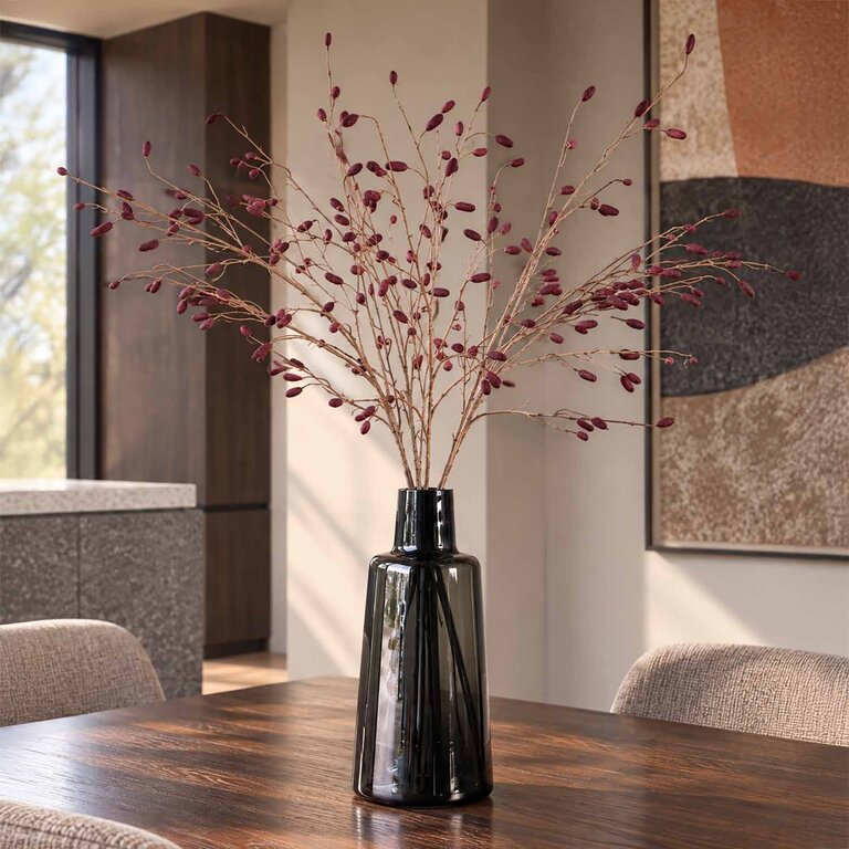 Kunstboeket Terra Merlot is een luchtig en warm boeket met paarse sanguisorba takken.