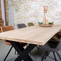 Solid oak table with Mikado leg
