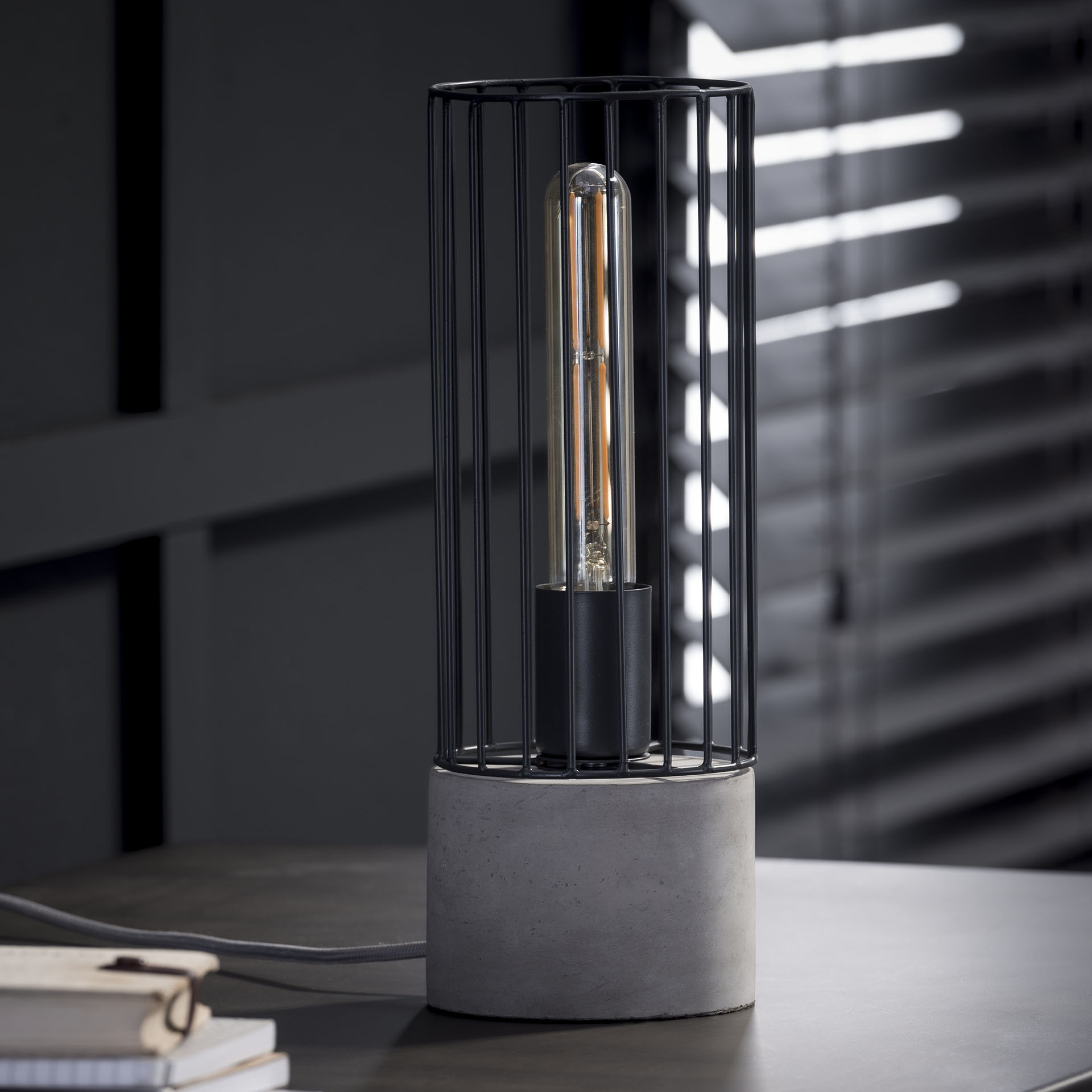 Table Lamp Cylinder Wire Frame-2