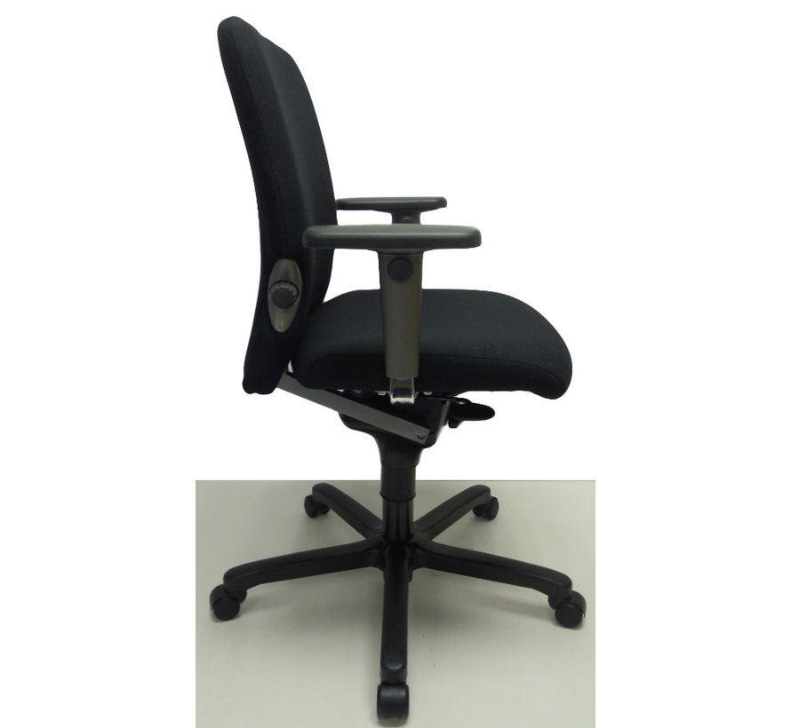 Refurbished Bureaustoel Comforto 77 Voorzien Van Nieuwe Stoffering