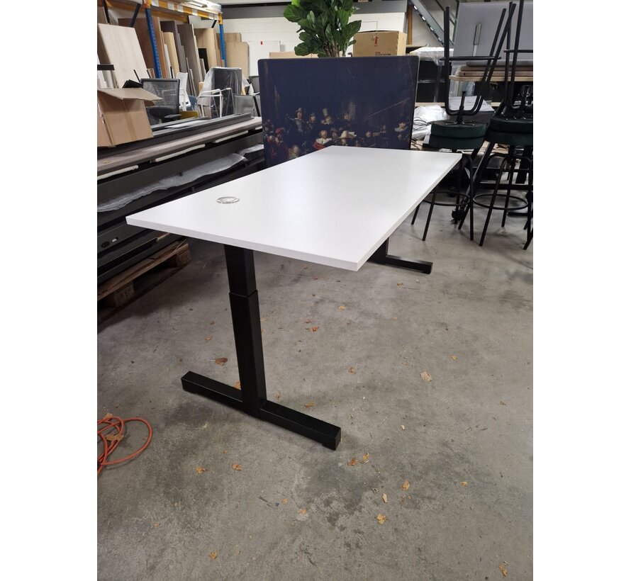 Bureau 160x80 - ingebouwde draadloze oplader