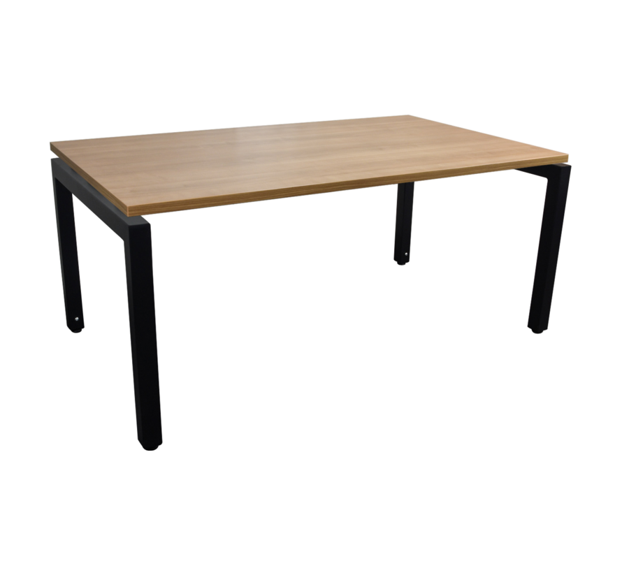 Ergo-N Bureau Met 4 Poten
