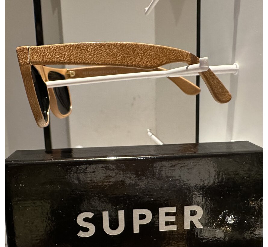 RETROSUPERFUTURE 370/3 bruin unisex zonnebril