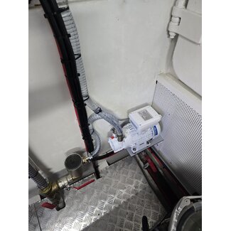 Webasto Self-priming seawater pump WB1000G