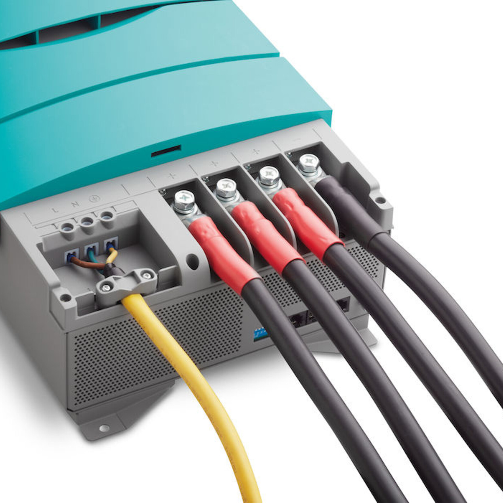 Mastervolt Mastervolt ChargeMaster Plus 24/40-3 – smart multi-voltage charger for 24V house and 12V start batteries