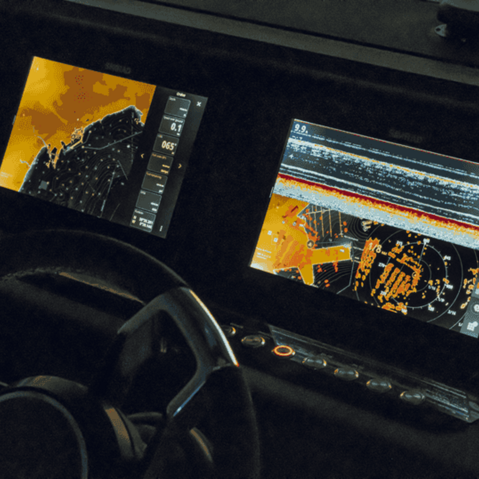 Simrad Simrad NSX 3009 multifunction chartplotter with Active Imaging 3-in-1 transducer