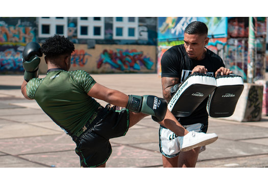 Thai Pad Pro Line Zwart Leer