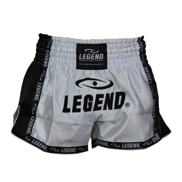 Kickboks Broekje Kids/Volwassenen Zwart/Wit Satijn Kickboks Broekje Kids/Volwassenen Zwart/Wit Satijn