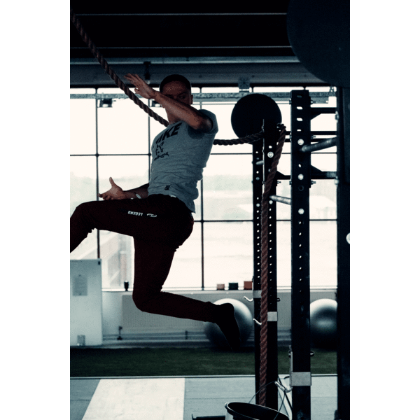 Joggingbroek Kids/Volwassenen Zwart SlimFit Polyester Joggingbroek Kids/Volwassenen Zwart SlimFit Polyester