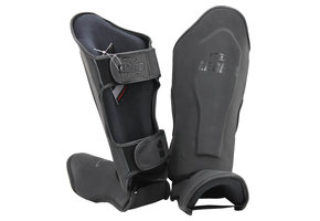 Shin guards kickboxing leather PRO Matte Black