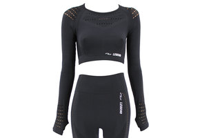 Sports Top Black Pro