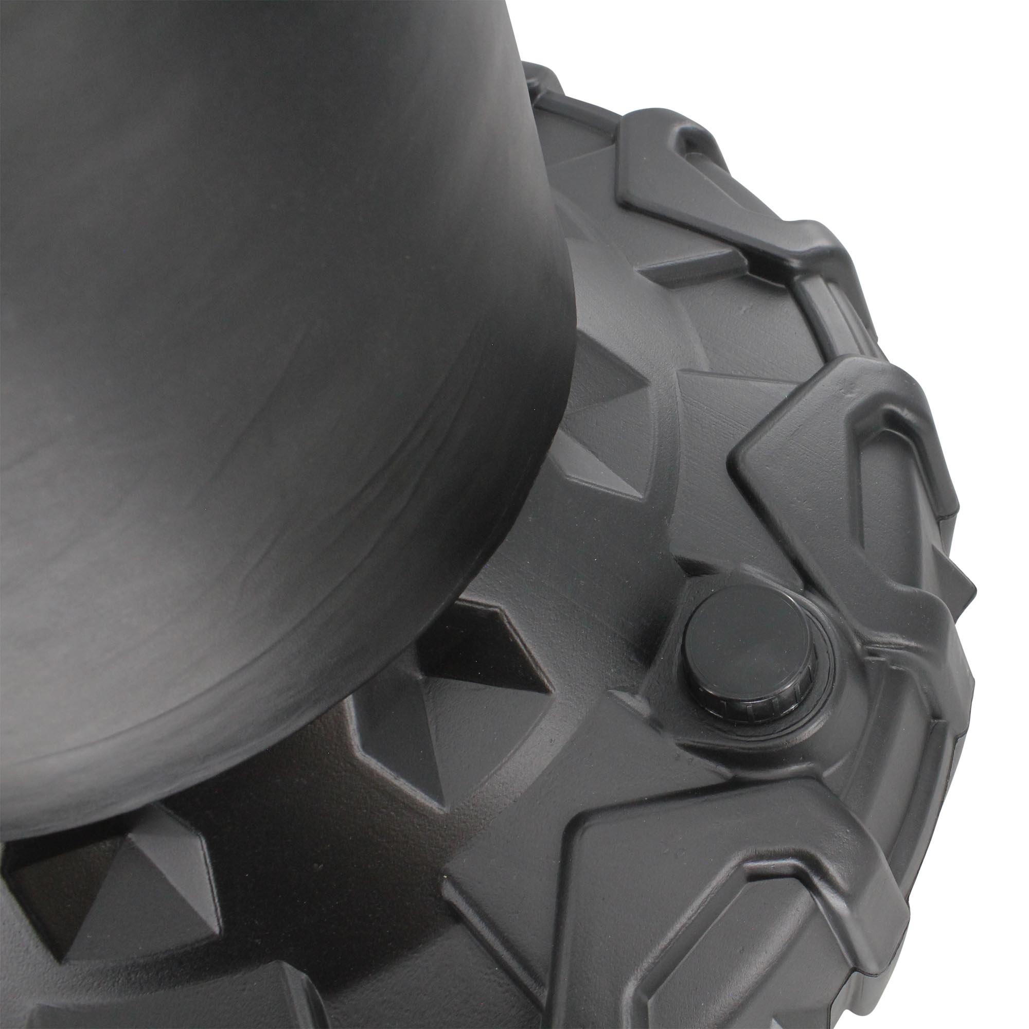 Standing boxing post Gym